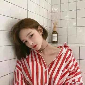 带摄影机的陌生人