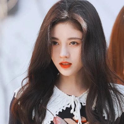 九尾藏不住
